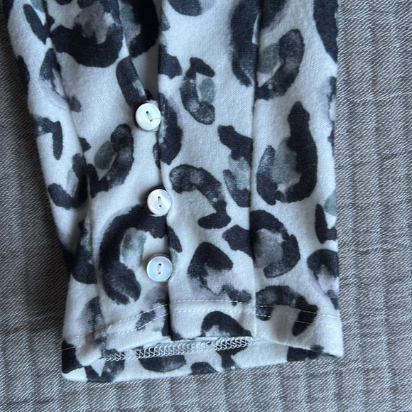 Altar’d State | Leopard Lounge Pant - Picture 5 of 6